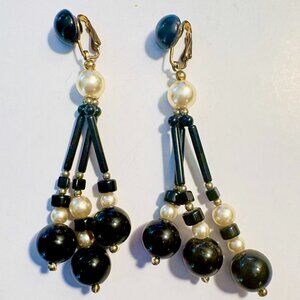 Vintage 1960's Black Bead & Pearl Dangling Clip Earrings